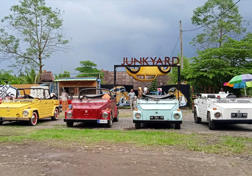 Junkyard Borobudur - Borobudur