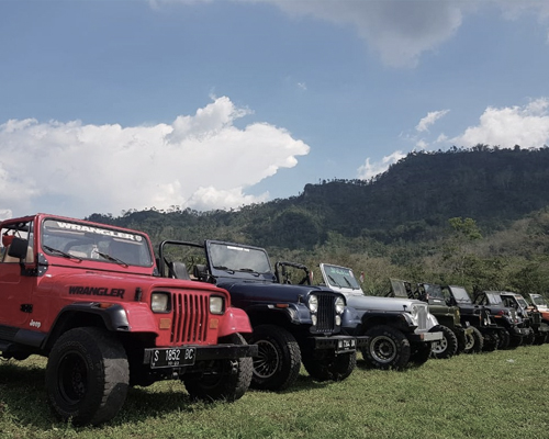 Borobudur Jeep Adventure Medium Trip - Borobudur VW Safari
